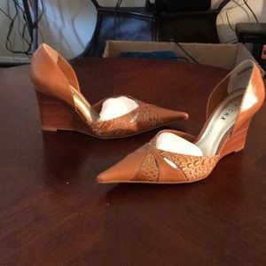 Nice jeans, nice shoes to match